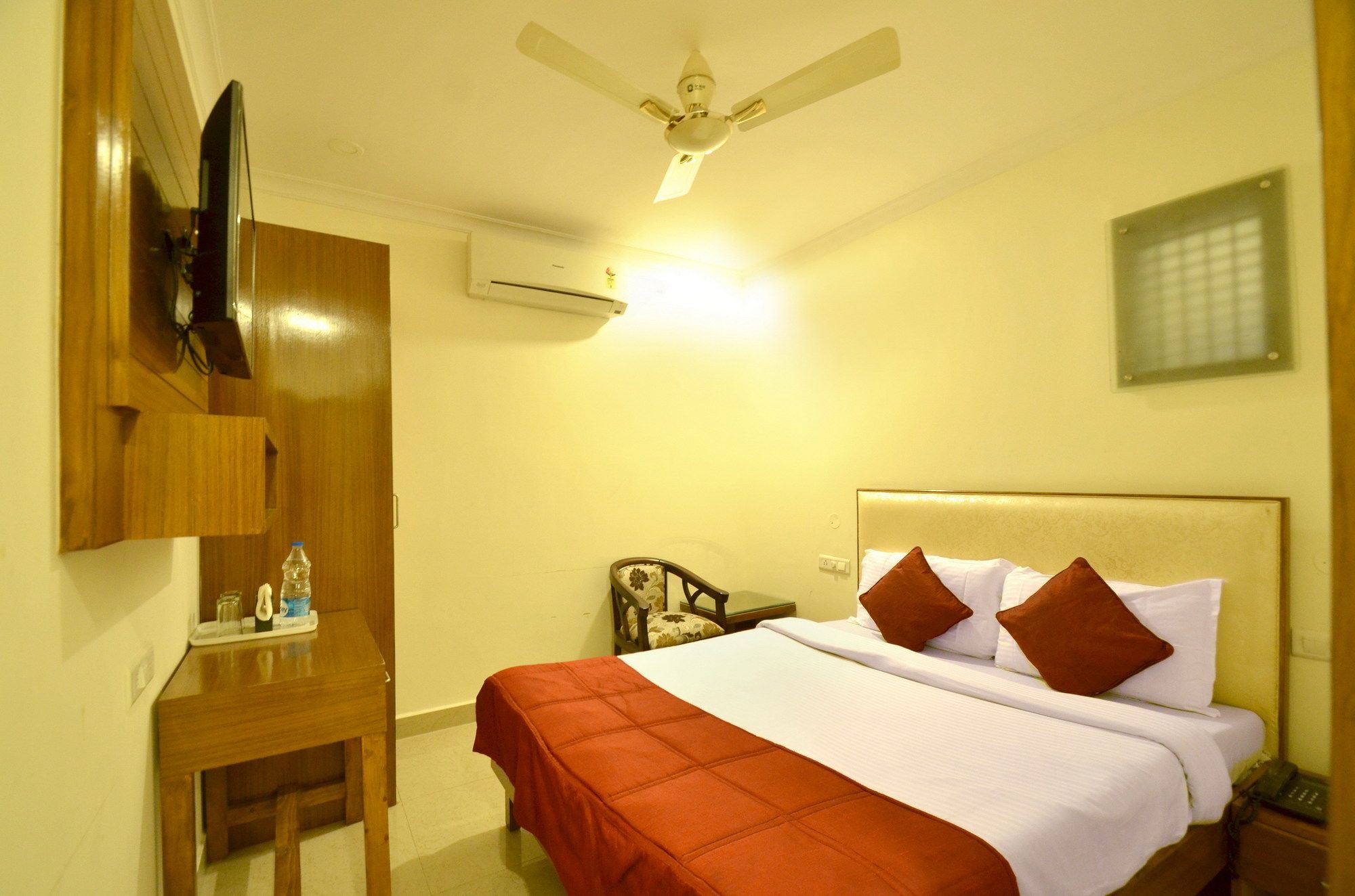 Oyo 5190 Hotel Golden Inn Chandīgarh Extérieur photo